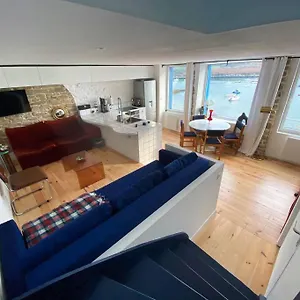 Vue Imprenable Sur Le Port , Ploudalmézeau France
